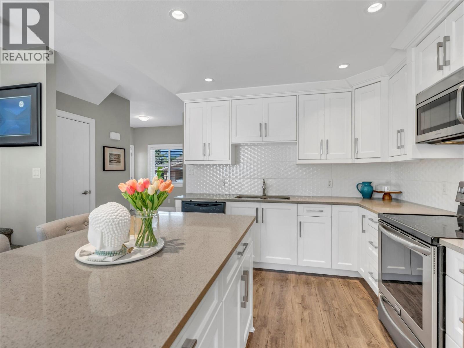 10511 QUINPOOL Road Unit# 103 Summerland Photo 6