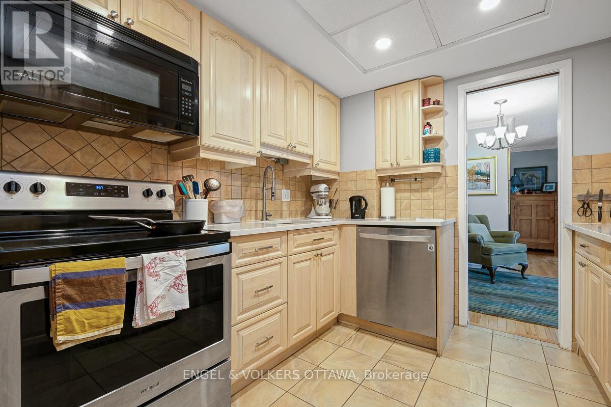 2504 - 500 Laurier Avenue W, Ottawa, Ontario  K1R 5E1 - Photo 16 - X13231108