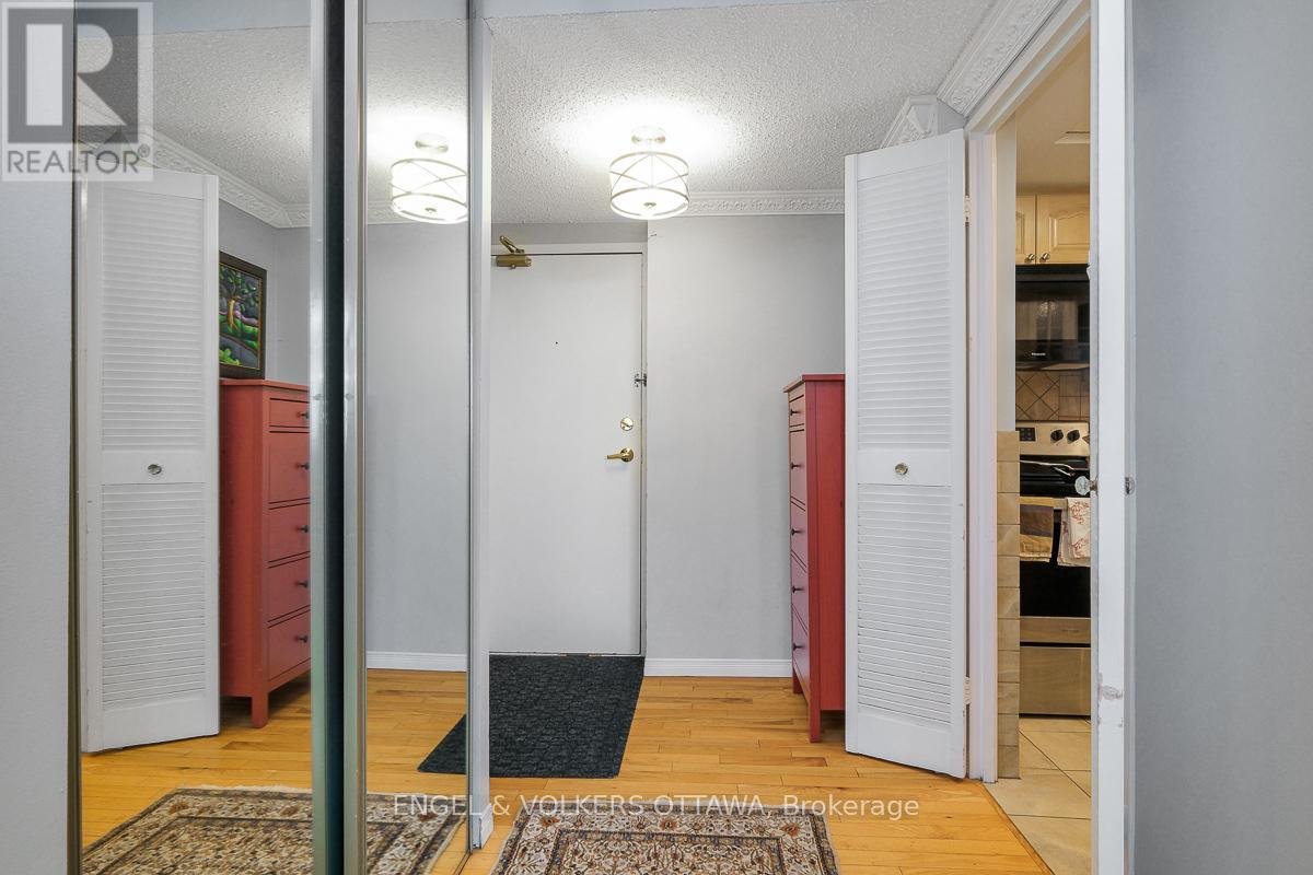 2504 - 500 Laurier Avenue W, Ottawa, Ontario  K1R 5E1 - Photo 5 - X13231108