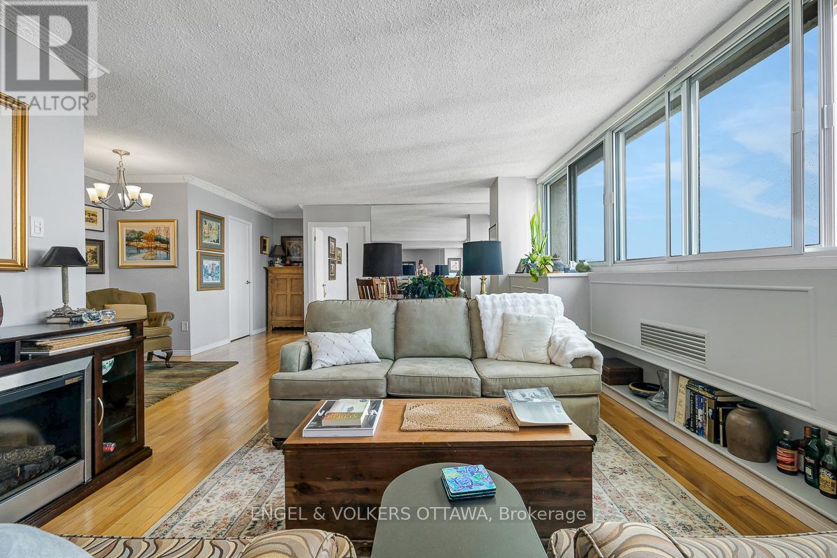 2504 - 500 Laurier Avenue W, Ottawa, Ontario  K1R 5E1 - Photo 9 - X13231108