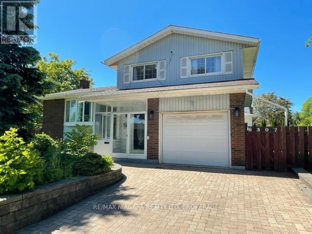 UPPER - 6307 CAROLYN AVENUE