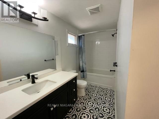 Upper - 6307 Carolyn Avenue, Niagara Falls, Ontario  L2E 5H6 - Photo 18 - X13231090