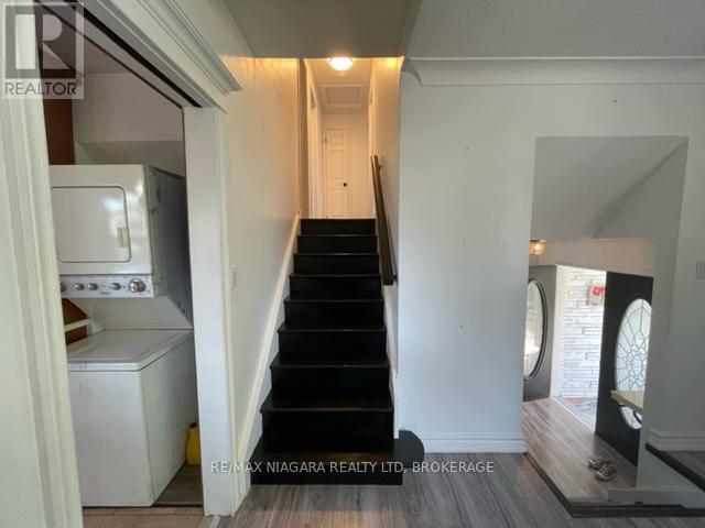 Upper - 6307 Carolyn Avenue, Niagara Falls, Ontario  L2E 5H6 - Photo 9 - X13231090
