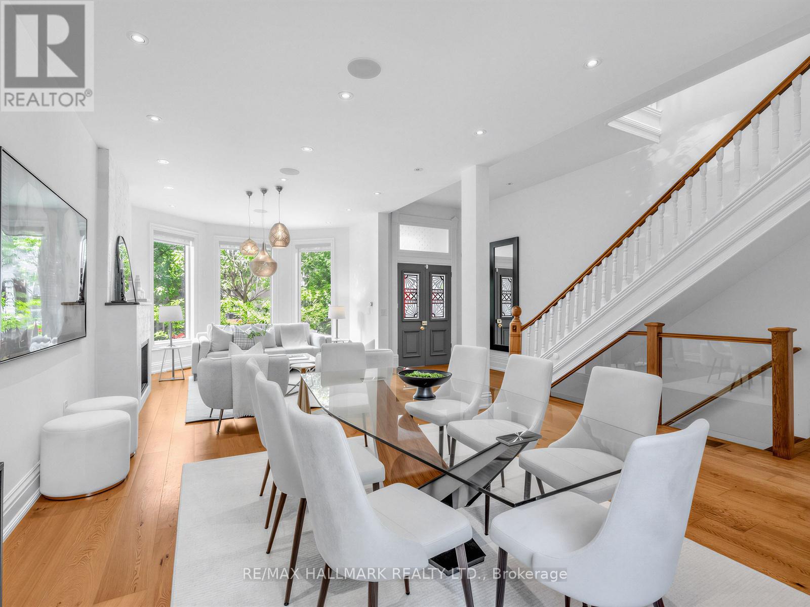 25 Grange Avenue, Toronto, Ontario  M5T 1C6 - Photo 12 - C13231124