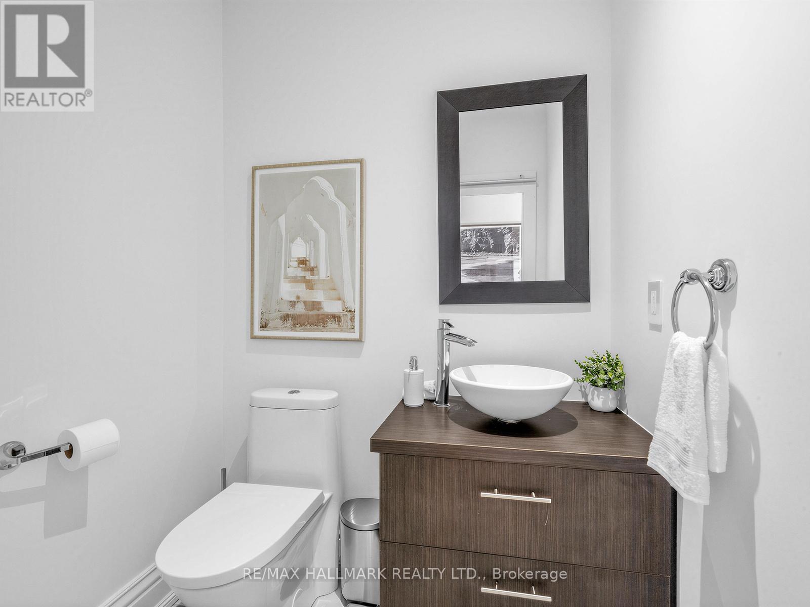25 Grange Avenue, Toronto, Ontario  M5T 1C6 - Photo 31 - C13231124