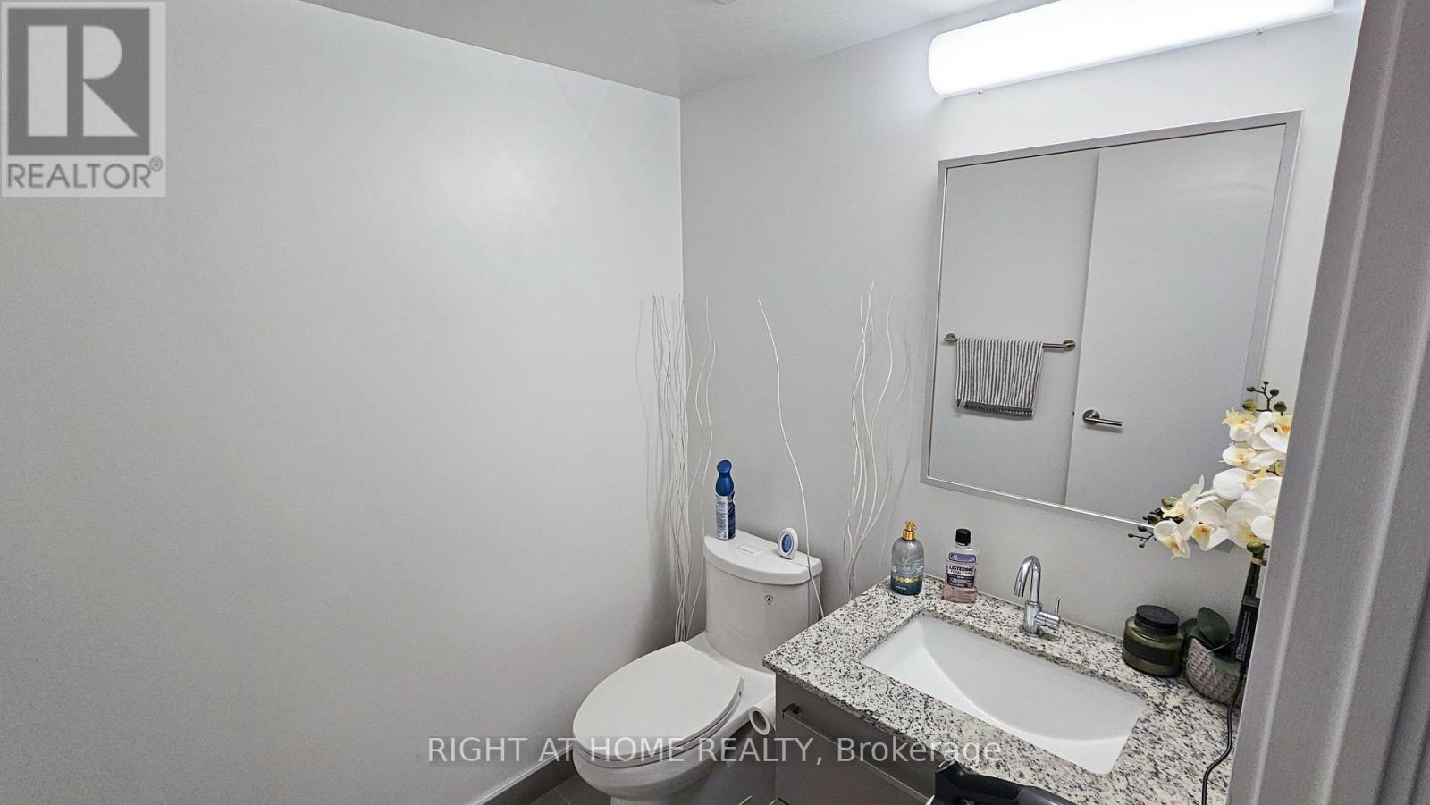 101 - 118 Varna Drive, Toronto, Ontario  M6A 1N3 - Photo 9 - C13231154