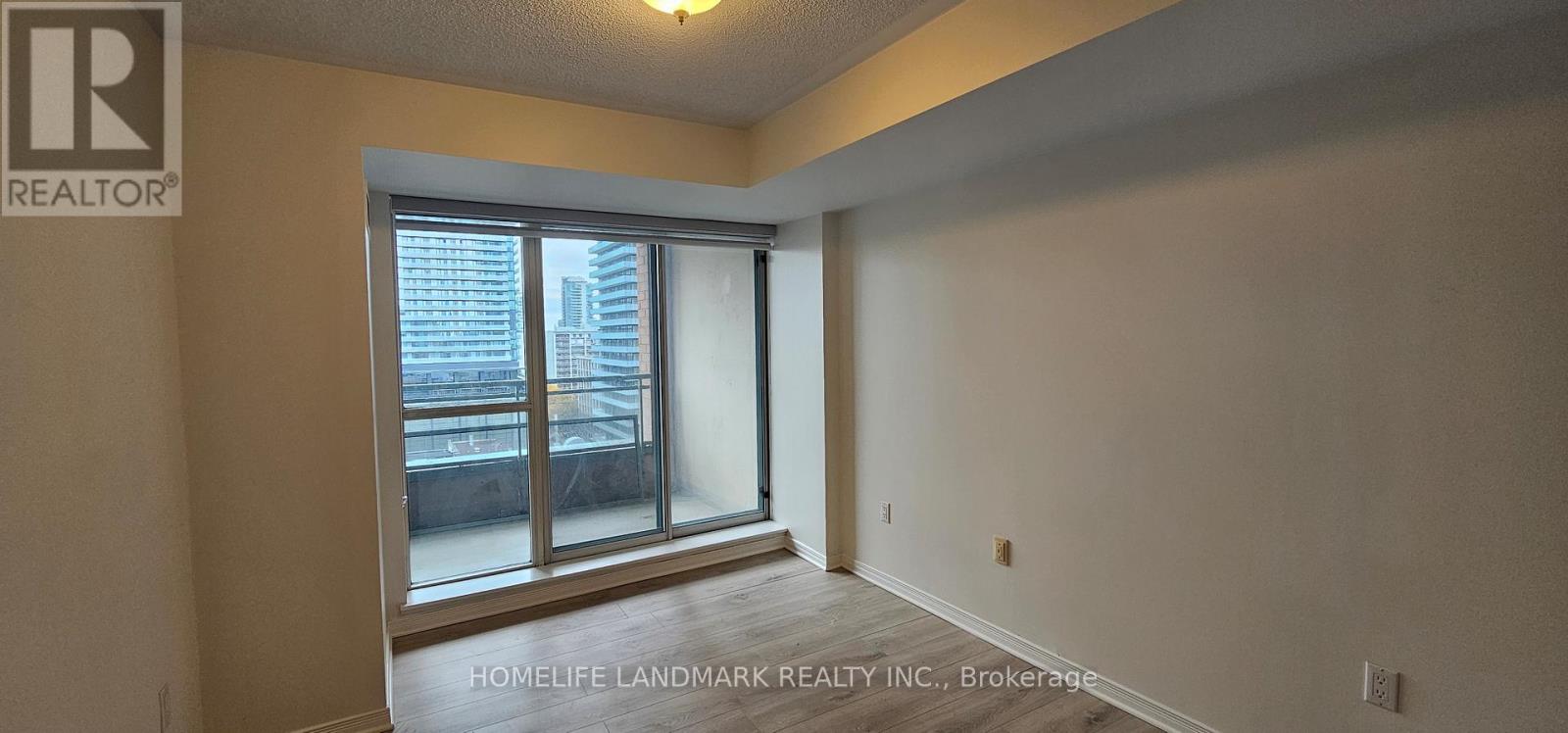 1402 - 887 Bay Street, Toronto, Ontario  M5S 3K4 - Photo 16 - C13231160