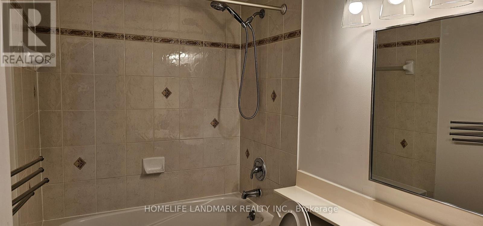 1402 - 887 Bay Street, Toronto, Ontario  M5S 3K4 - Photo 17 - C13231160