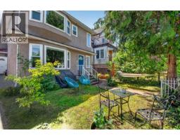 2128 ADANAC STREET, Vancouver, British Columbia
