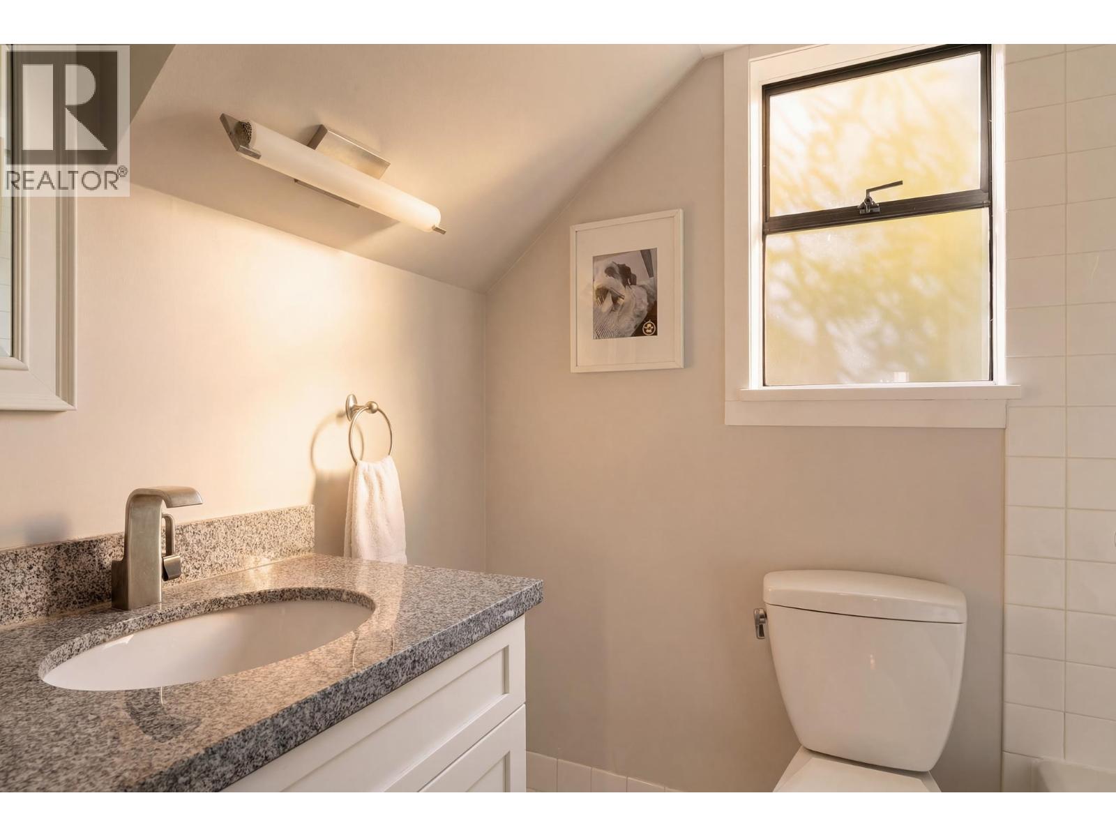 2427 W 6th Avenue, Vancouver, British Columbia  V6K 1W2 - Photo 20 - R3131313