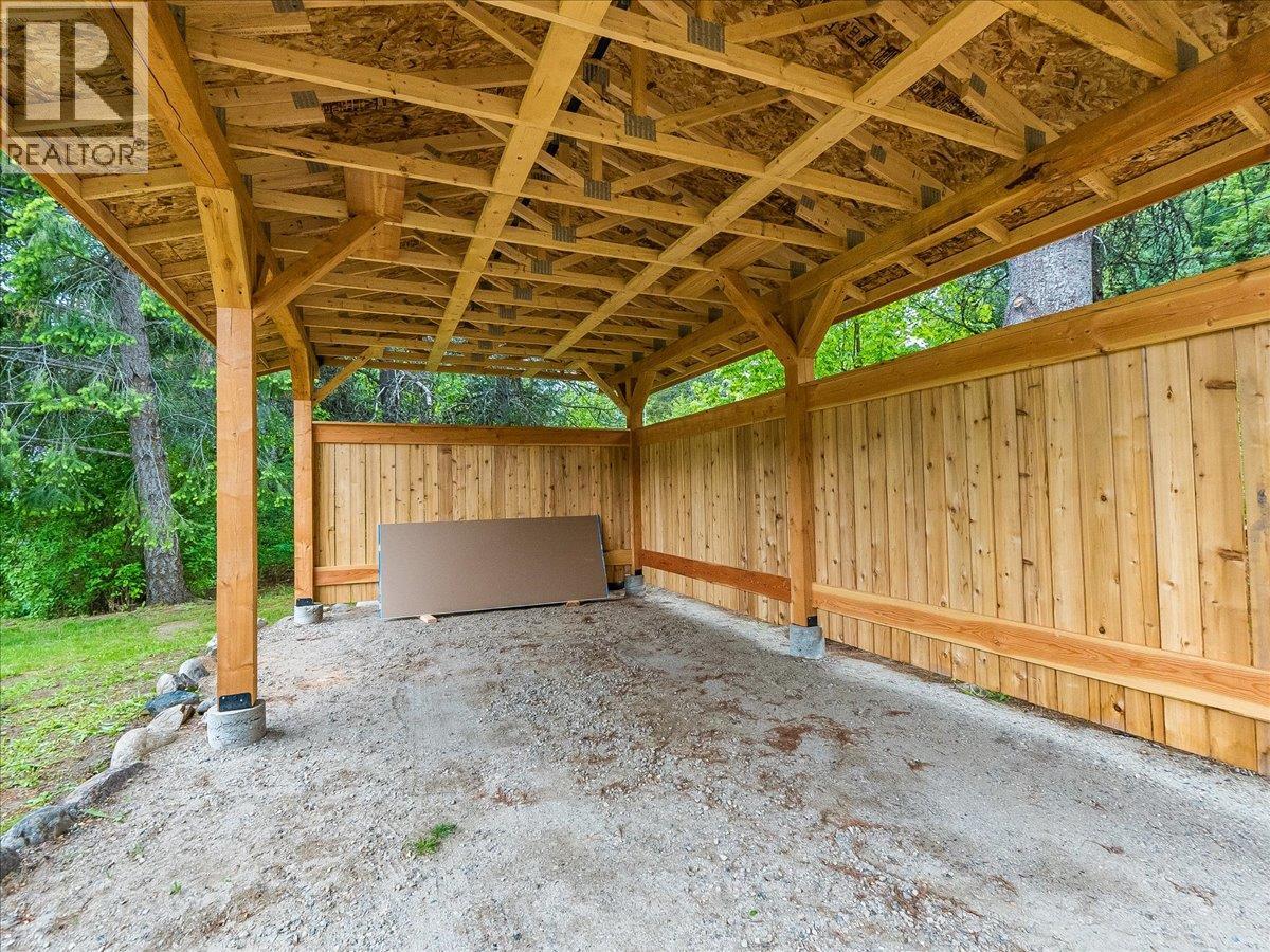 3752 Krestova Cemetery Road, Krestova, British Columbia  V0G 1H2 - Photo 5 - 10386320