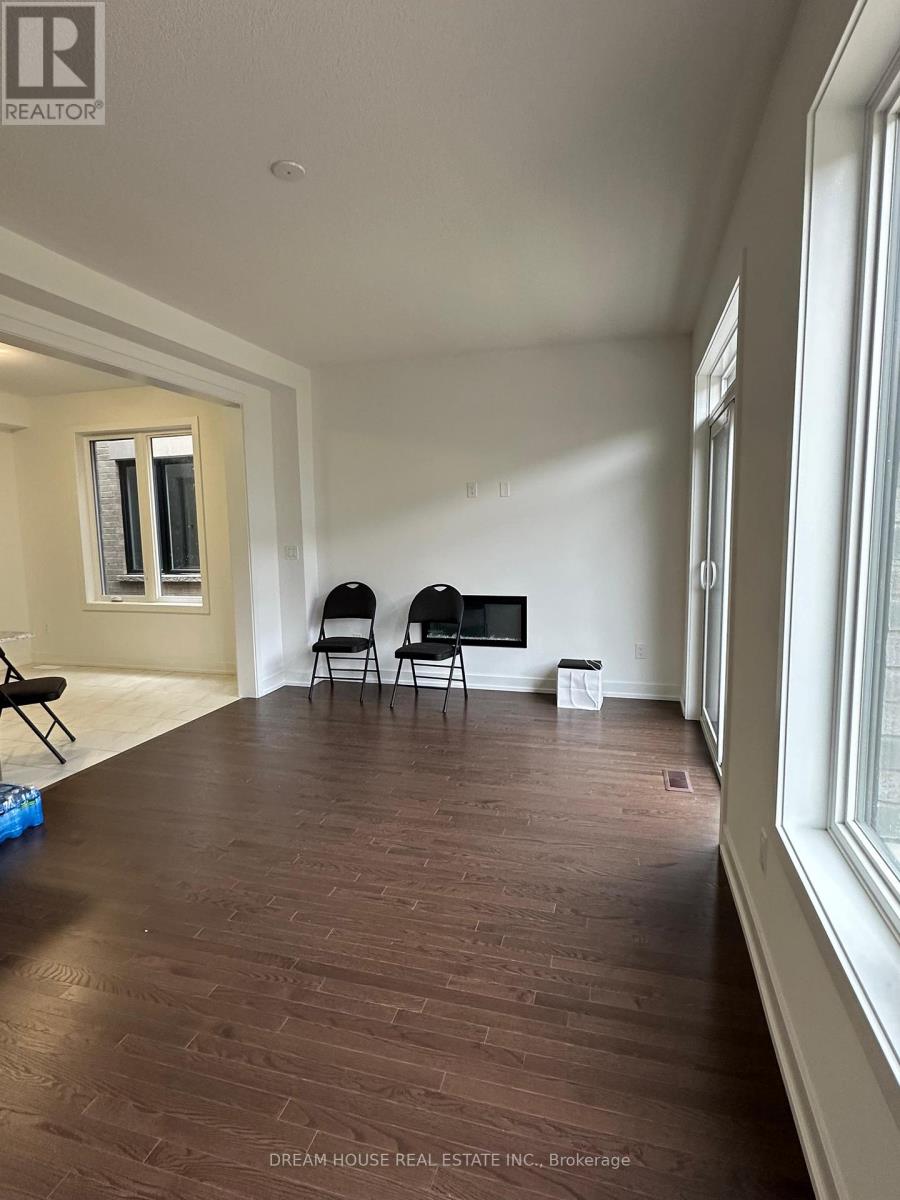 Main - 27 Deer Ridge Crescent, Whitby, Ontario  L1P 0P3 - Photo 3 - E13231126