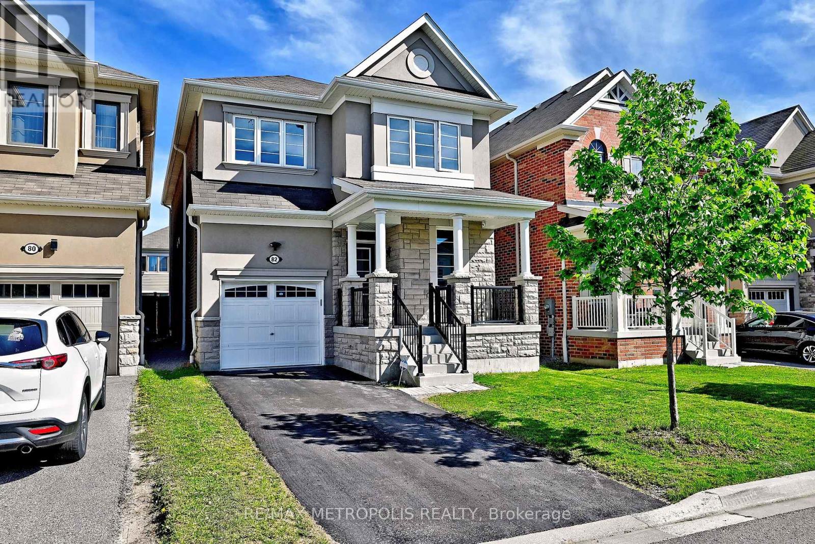 82 WESTFIELD DRIVE WESTFIELD DRIVE, Whitby, Ontario