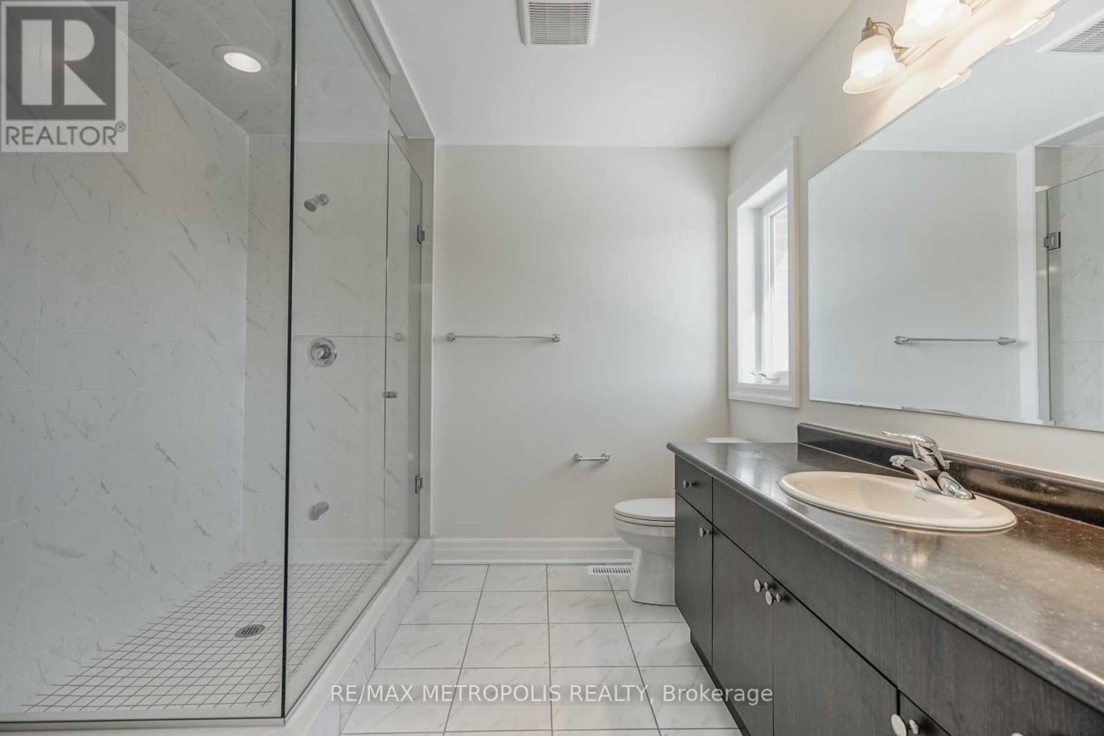 82 Westfield Drive Westfield Drive, Whitby, Ontario  L1P 0E9 - Photo 21 - E13231130