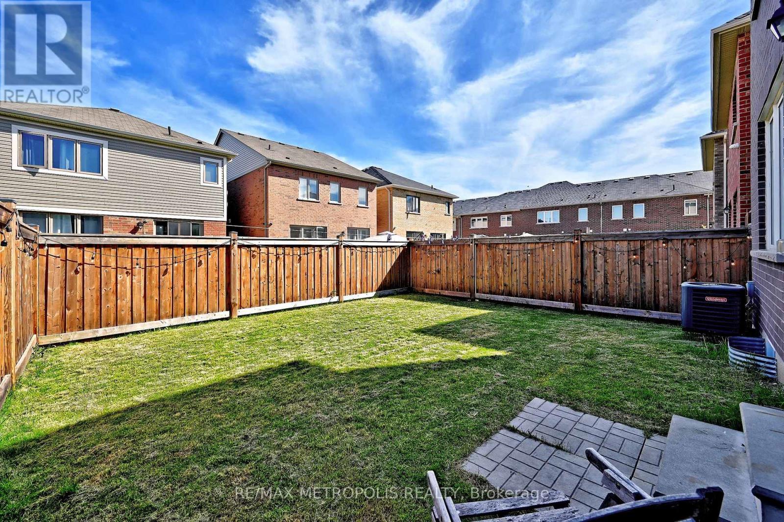 82 Westfield Drive Westfield Drive, Whitby, Ontario  L1P 0E9 - Photo 31 - E13231130