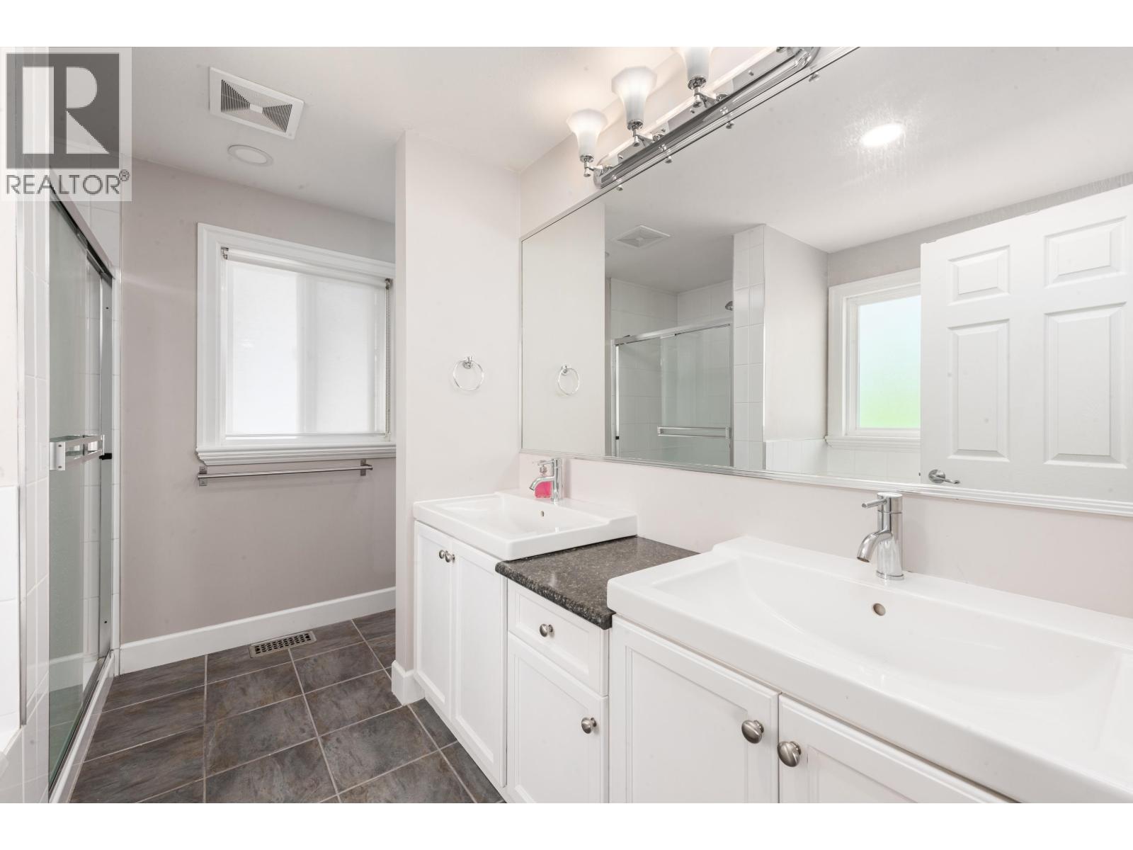 22131 Sharpe Avenue, Richmond, British Columbia  V6V 3C5 - Photo 21 - R3131300