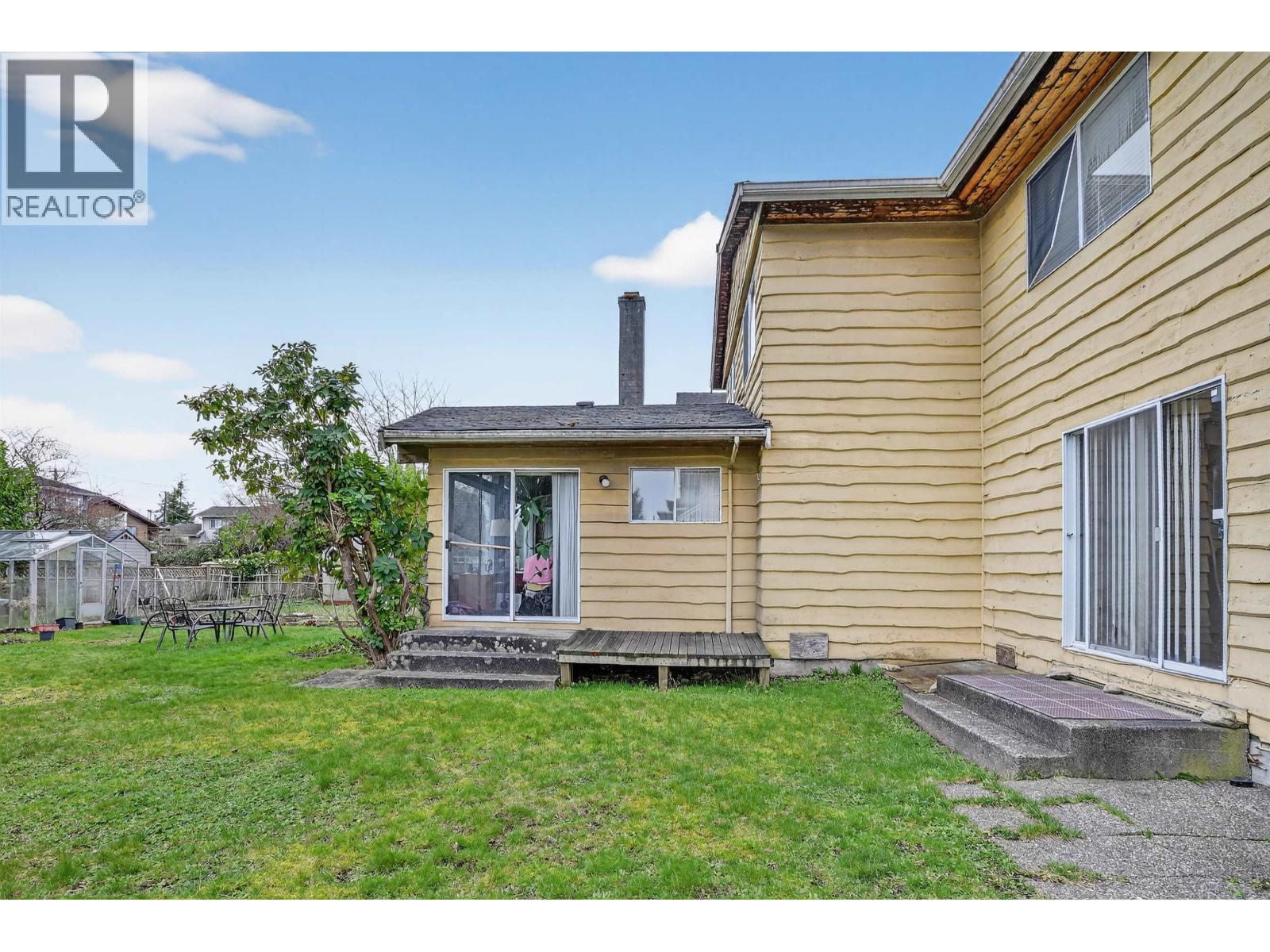 7290 11th Avenue, Burnaby, British Columbia  V3N 2M8 - Photo 24 - R3131301