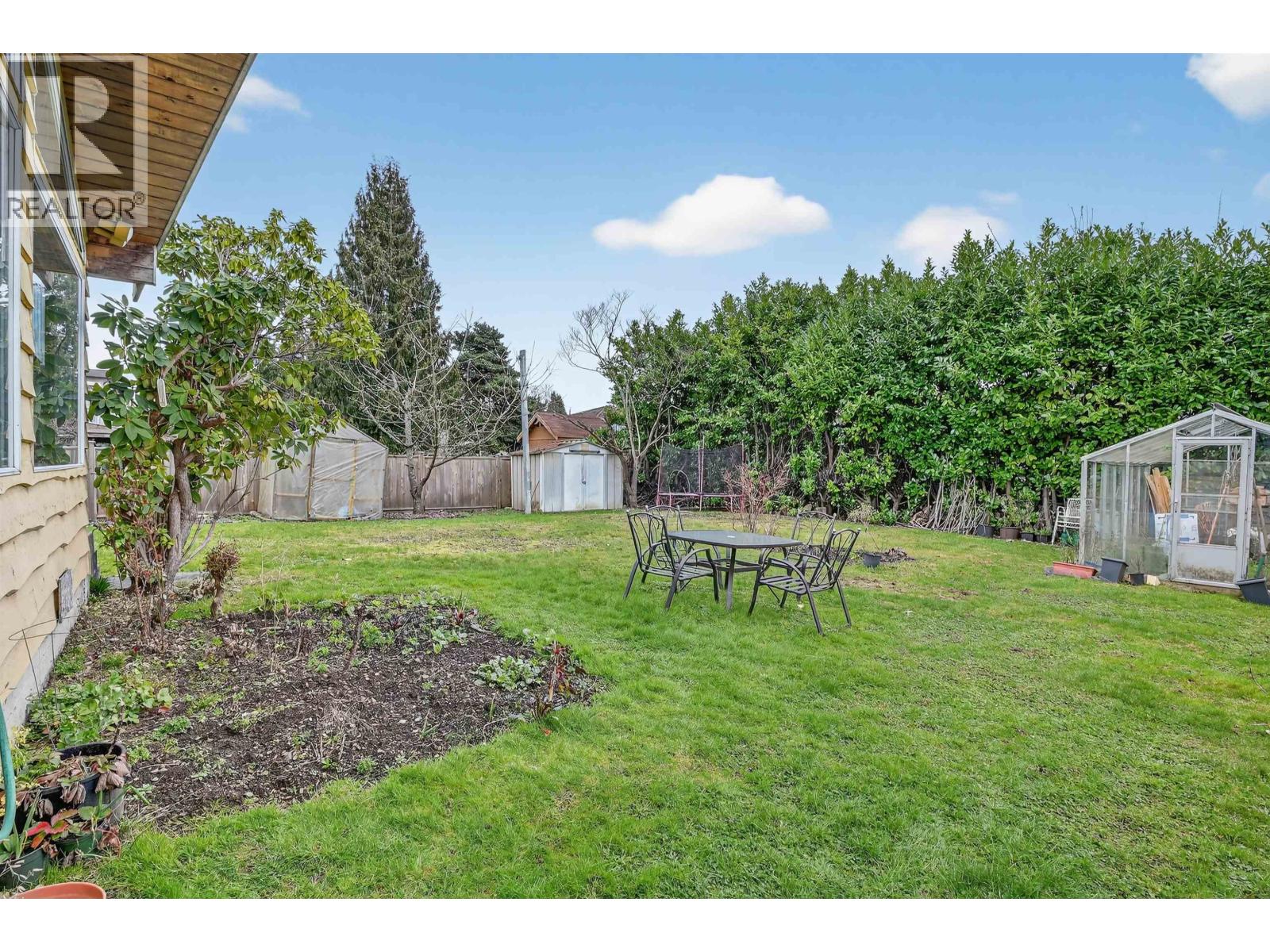 7290 11th Avenue, Burnaby, British Columbia  V3N 2M8 - Photo 25 - R3131301