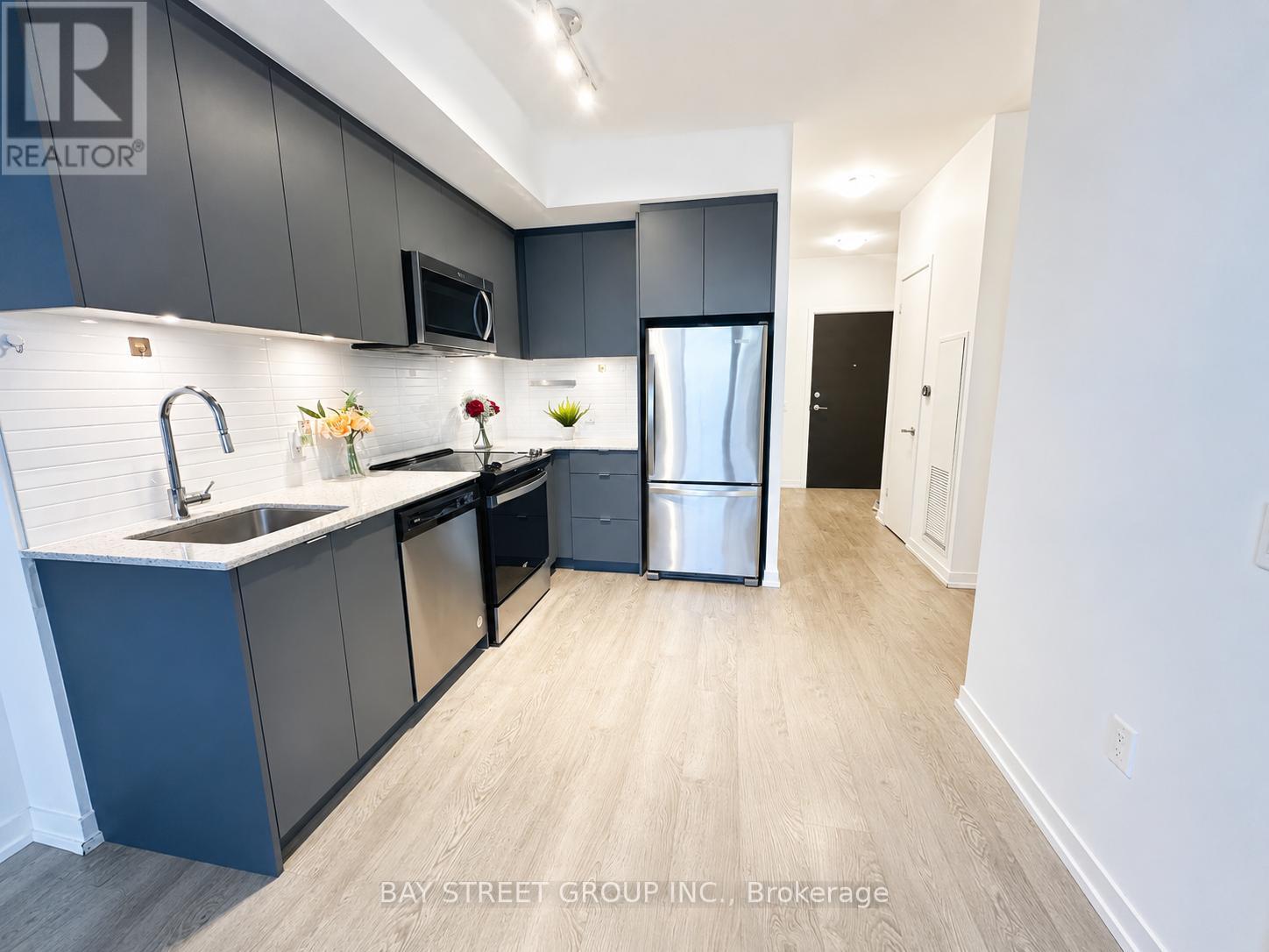 817e - 8868 Yonge Street, Richmond Hill, Ontario  L4C 1Z8 - Photo 5 - N13231052