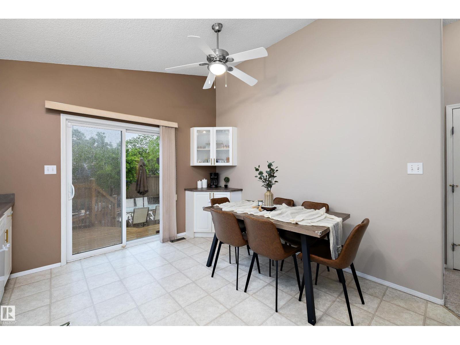 9210 163 Av Nw, Edmonton, Alberta  T5Z 3M8 - Photo 11 - E4491362