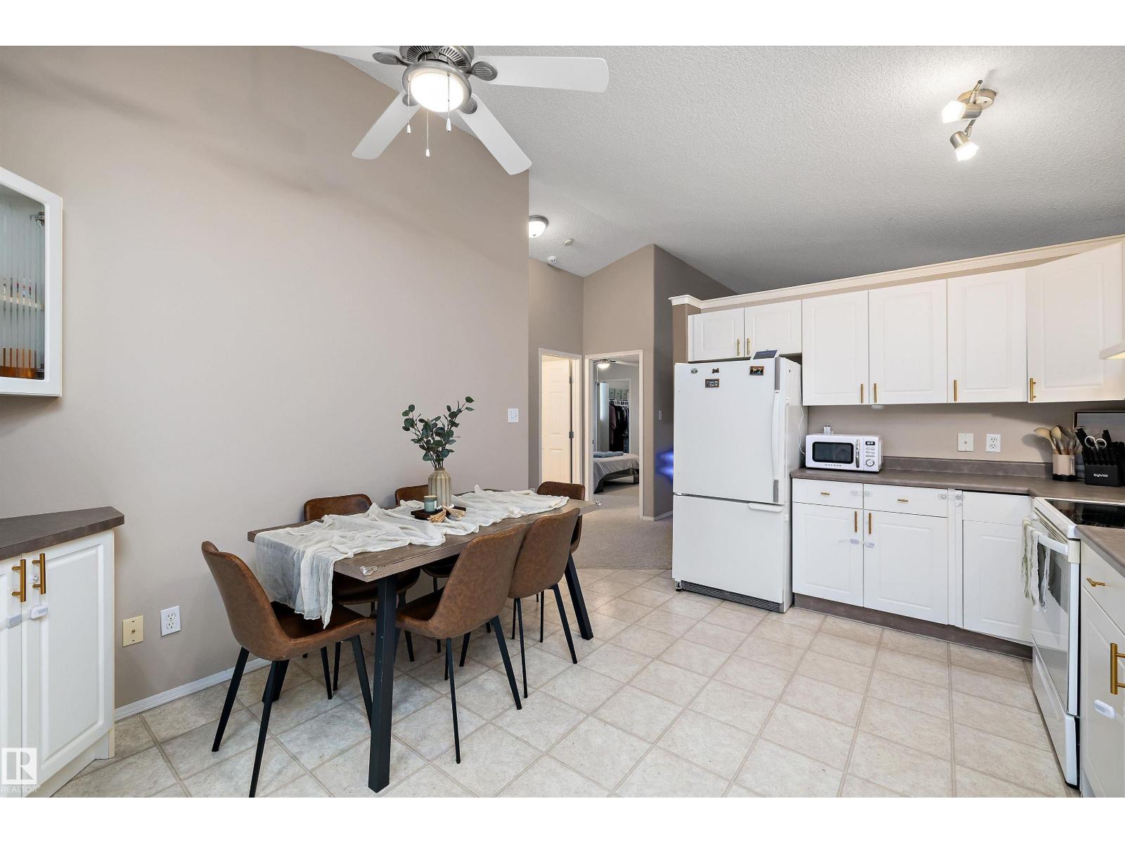 9210 163 Av Nw, Edmonton, Alberta  T5Z 3M8 - Photo 12 - E4491362