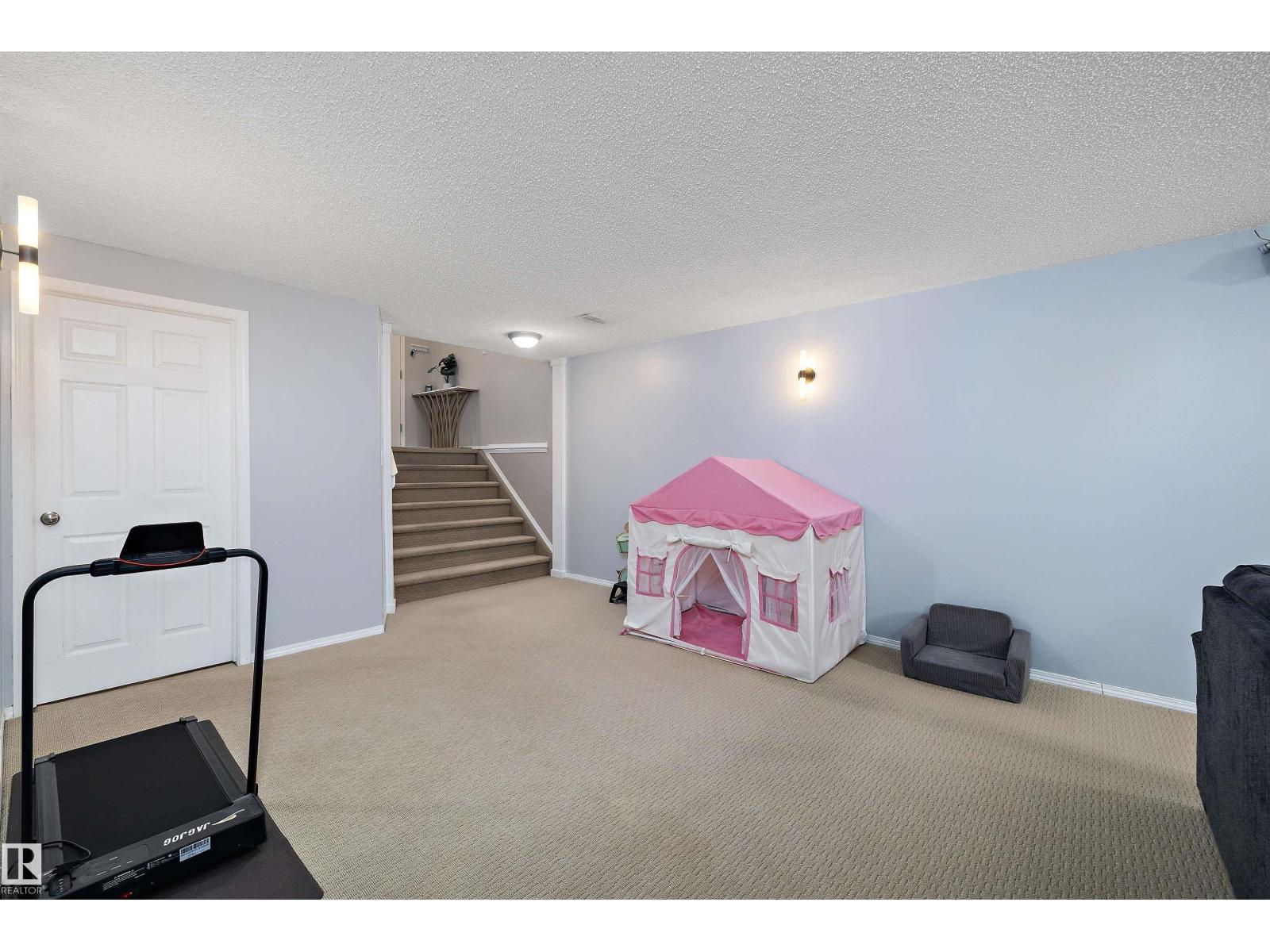 9210 163 Av Nw, Edmonton, Alberta  T5Z 3M8 - Photo 30 - E4491362