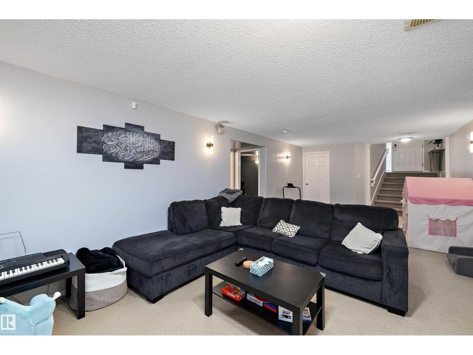 9210 163 Av Nw, Edmonton, Alberta  T5Z 3M8 - Photo 34 - E4491362