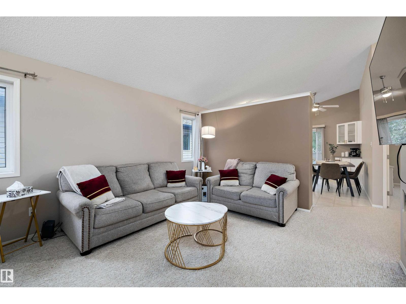 9210 163 Av Nw, Edmonton, Alberta  T5Z 3M8 - Photo 6 - E4491362
