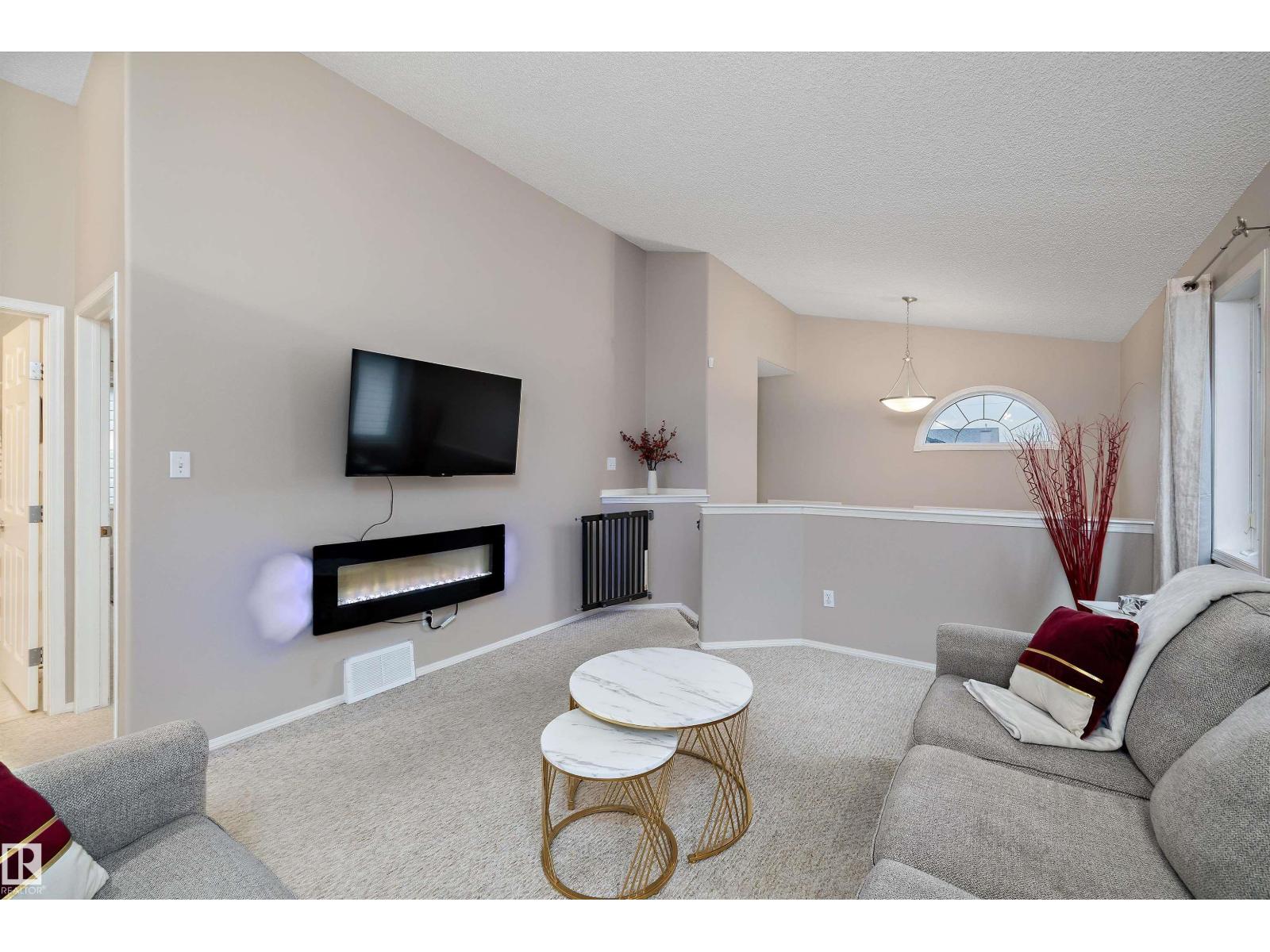 9210 163 Av Nw, Edmonton, Alberta  T5Z 3M8 - Photo 9 - E4491362