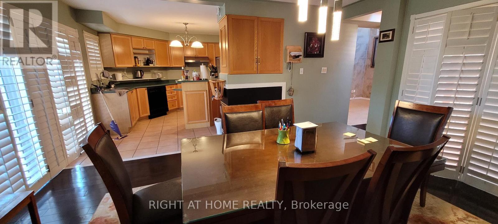 377 Turnberry Crescent, Mississauga, Ontario  L4Z 3W3 - Photo 11 - W13231098