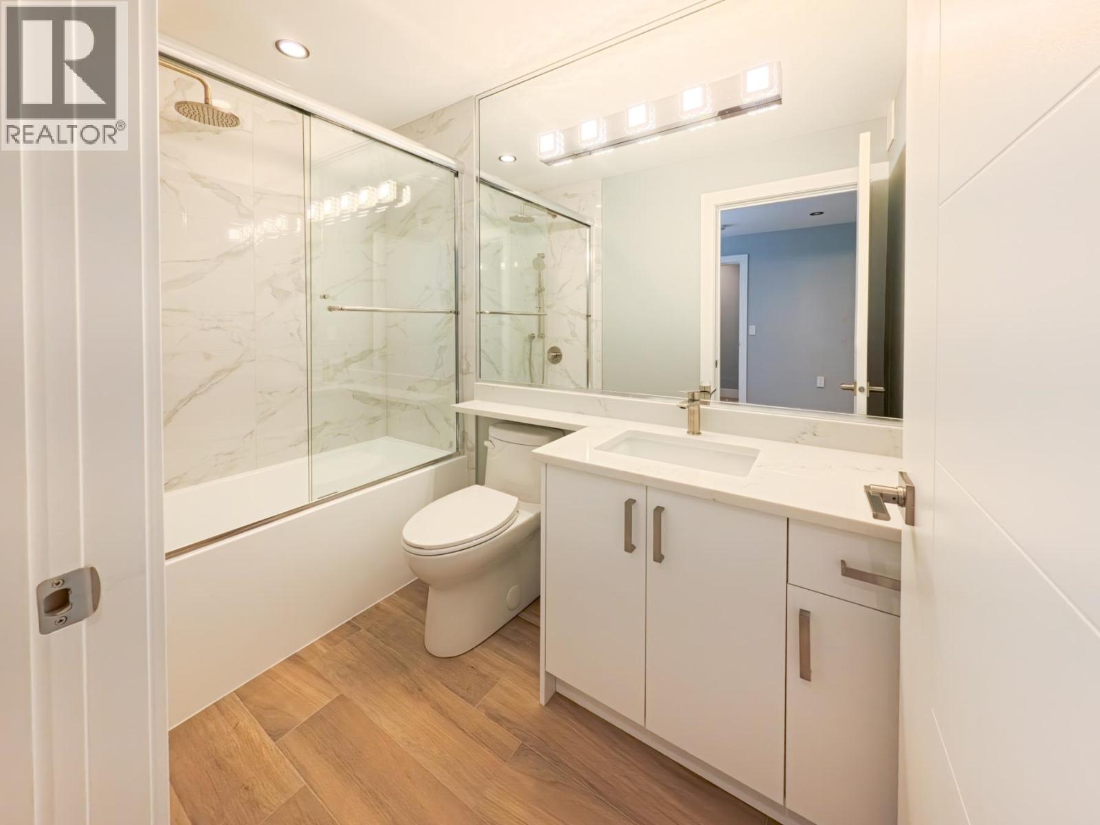 1 2557 W King Edward Avenue, Vancouver, British Columbia  V6L 1T5 - Photo 17 - R3131211