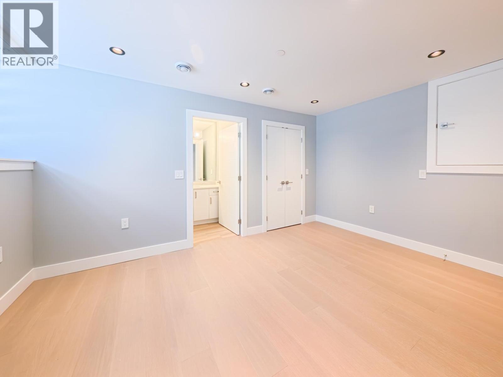 1 2557 W King Edward Avenue, Vancouver, British Columbia  V6L 1T5 - Photo 16 - R3131211