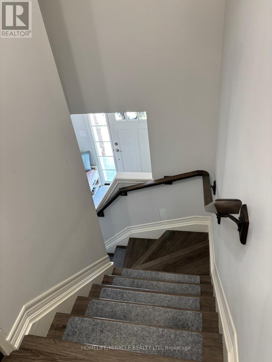 76 Haney Drive, Thorold, Ontario  L2V 0G6 - Photo 4 - X13231148