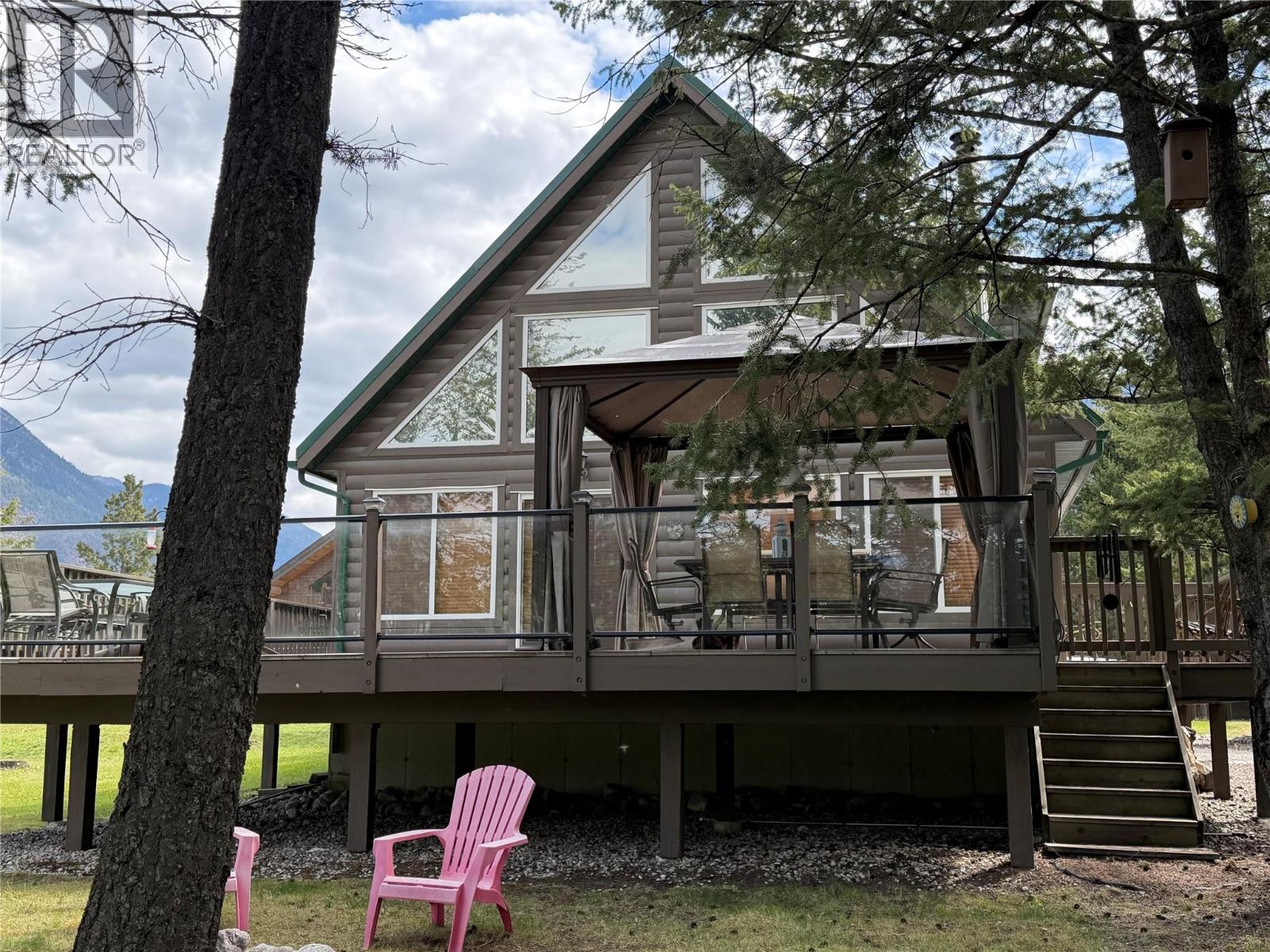 7505 Pine Cone Lane, radium hot springs, British Columbia