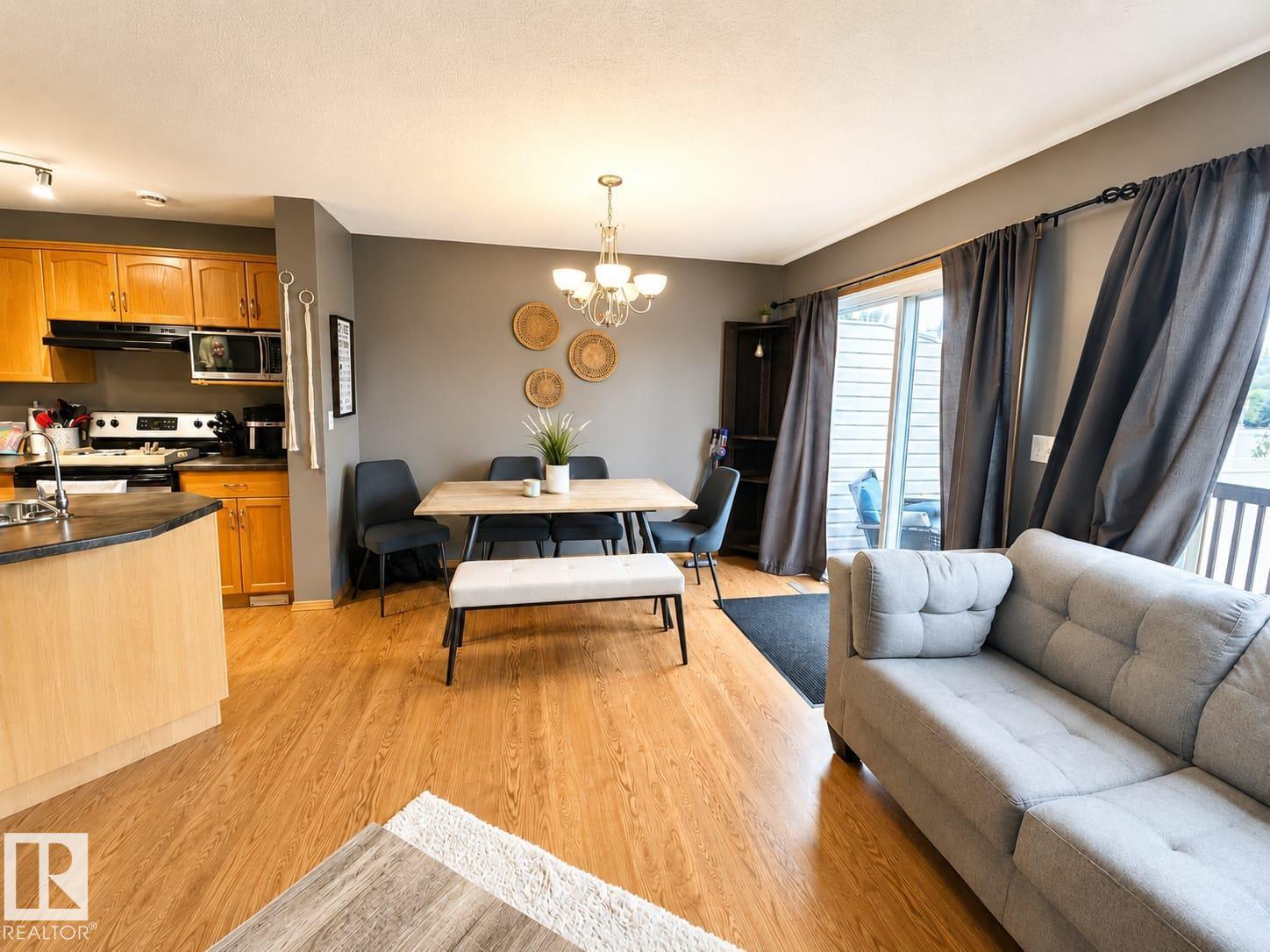 3413 50a Close St, Camrose, Alberta  T4V 1J8 - Photo 5 - E4491278