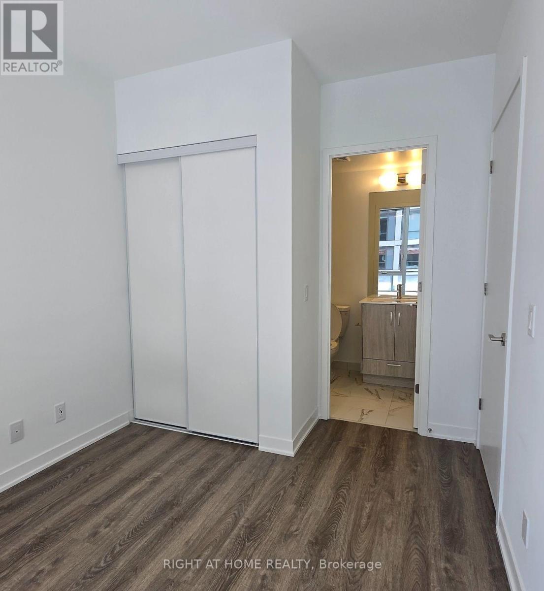 1011 - 180 Front Street E, Toronto, Ontario  M5A 0A9 - Photo 13 - C13231258