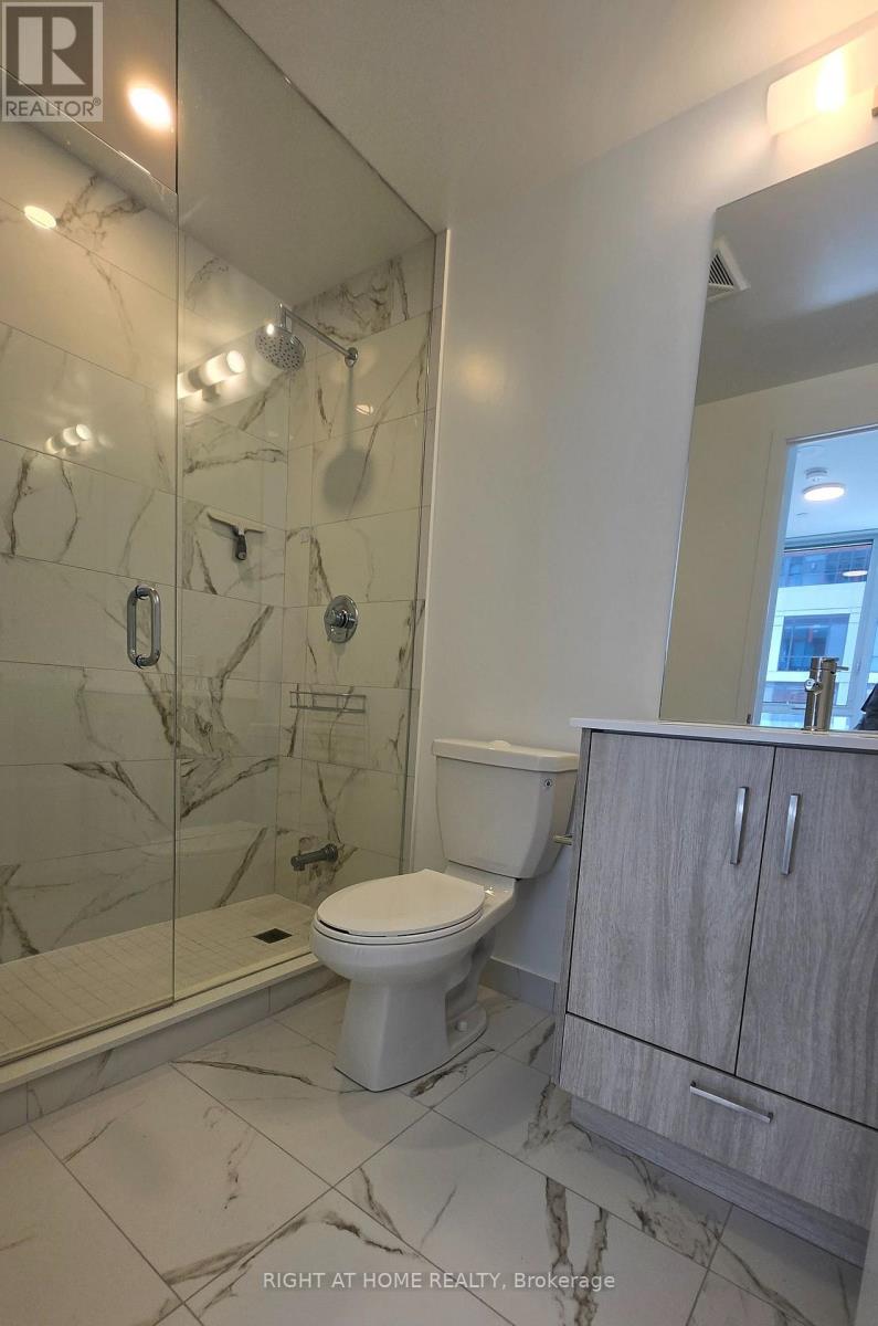 1011 - 180 Front Street E, Toronto, Ontario  M5A 0A9 - Photo 14 - C13231258