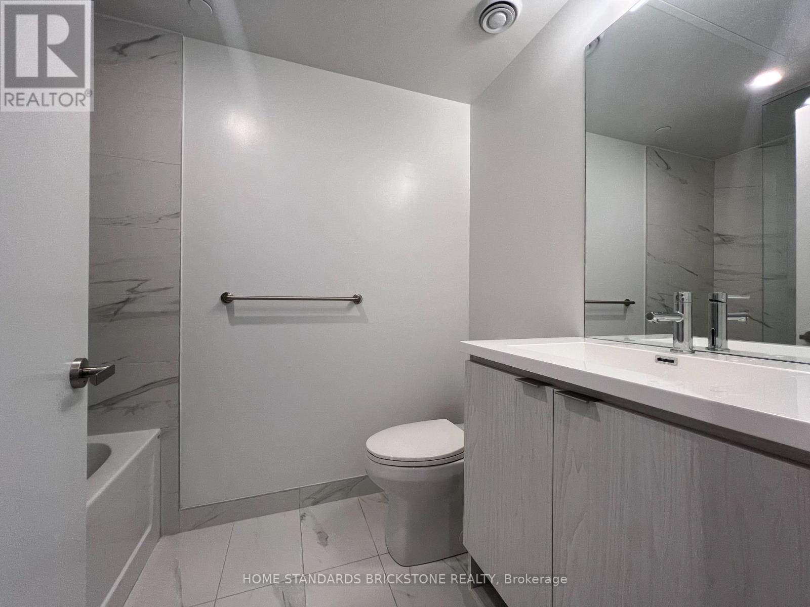 6307 - 55 Cooper Street, Toronto, Ontario  M5E 0G1 - Photo 5 - C13231266
