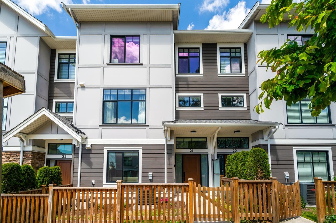 21 20261 72b Avenue, Langley, British Columbia  V2Y 3M8 - Photo 2 - R3130911