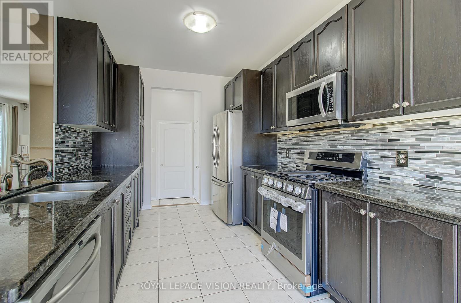 72 Jeanette Street, Toronto, Ontario  M1M 3G1 - Photo 10 - E13231208