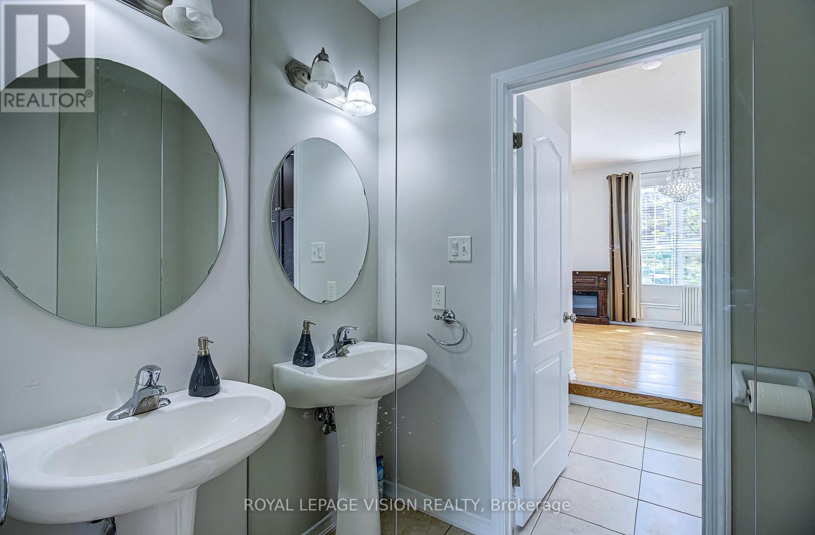 72 Jeanette Street, Toronto, Ontario  M1M 3G1 - Photo 14 - E13231208