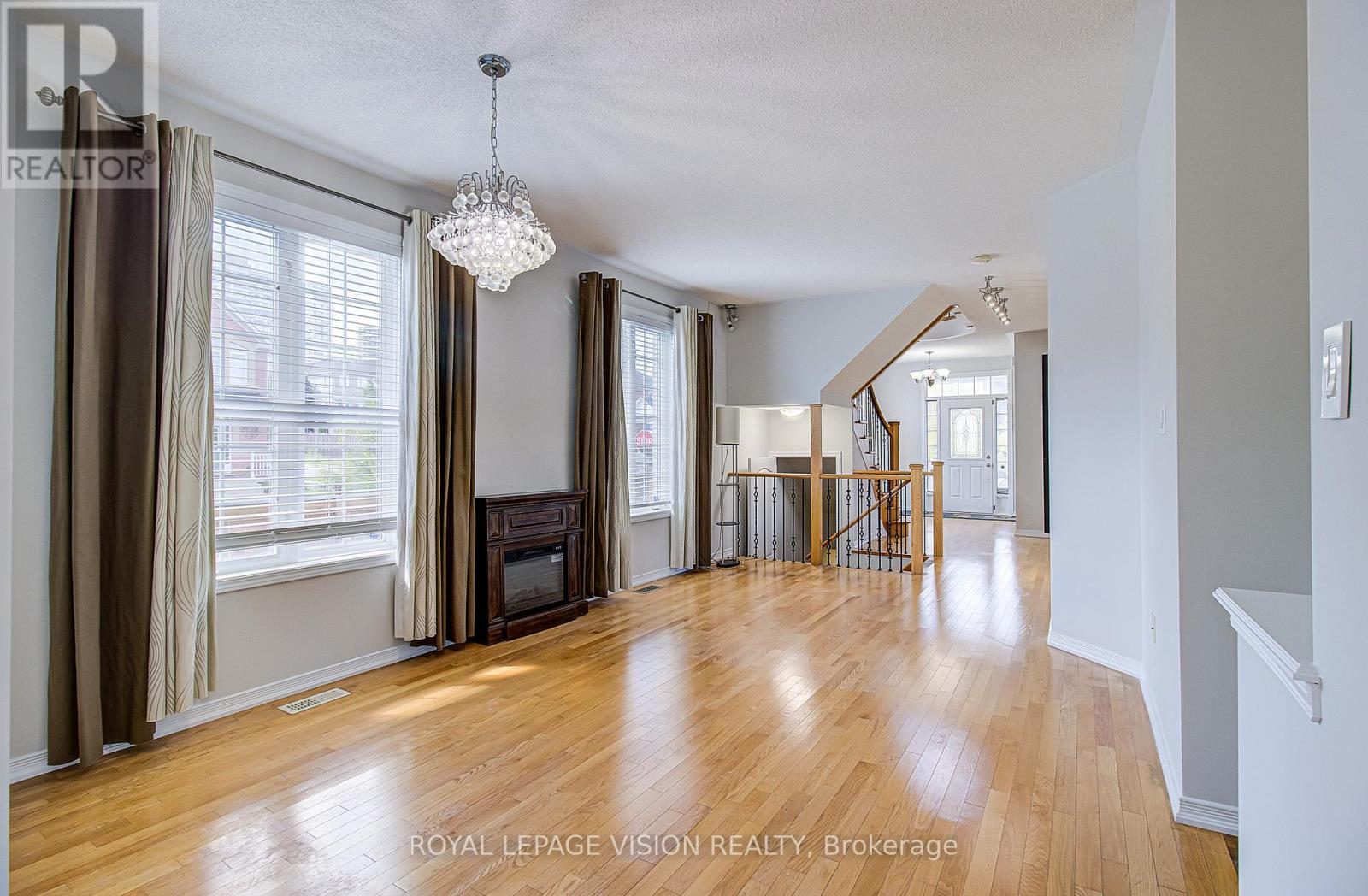 72 Jeanette Street, Toronto, Ontario  M1M 3G1 - Photo 6 - E13231208