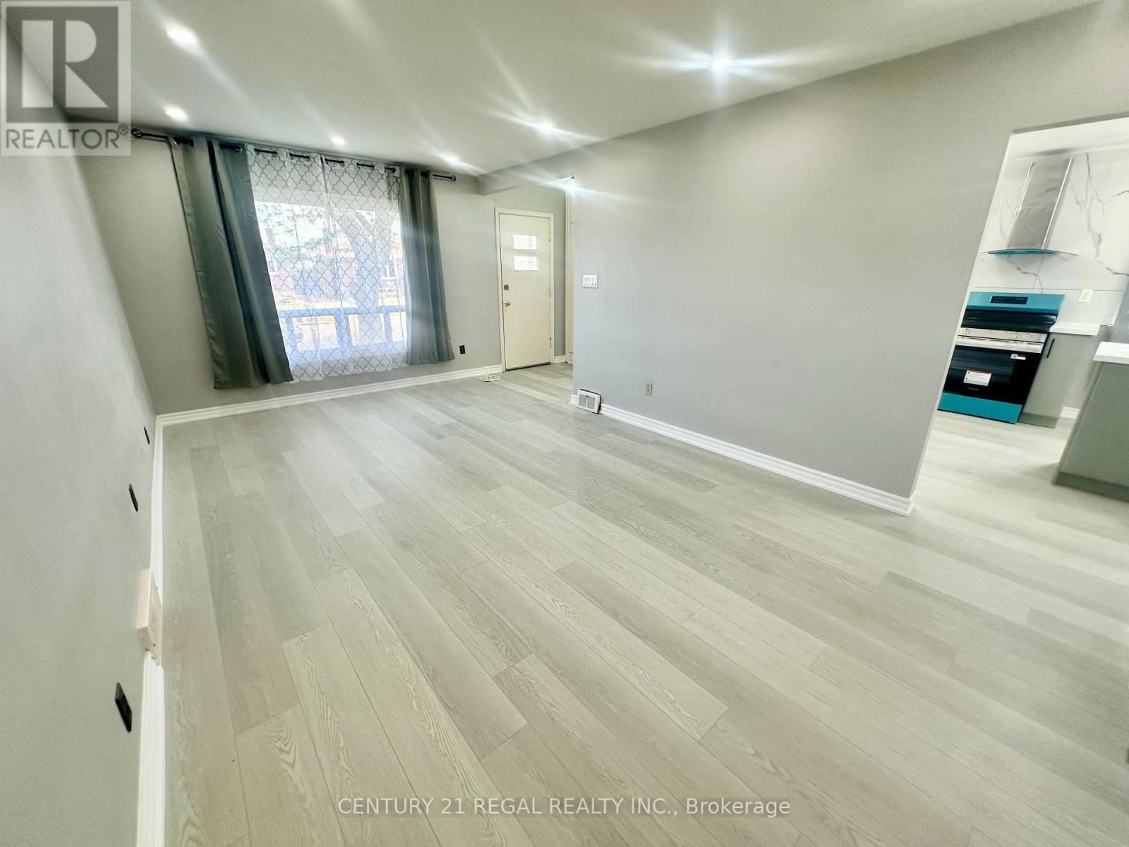 Main - 14 Reddins Road, Toronto, Ontario  M1R 4P1 - Photo 6 - E13231250