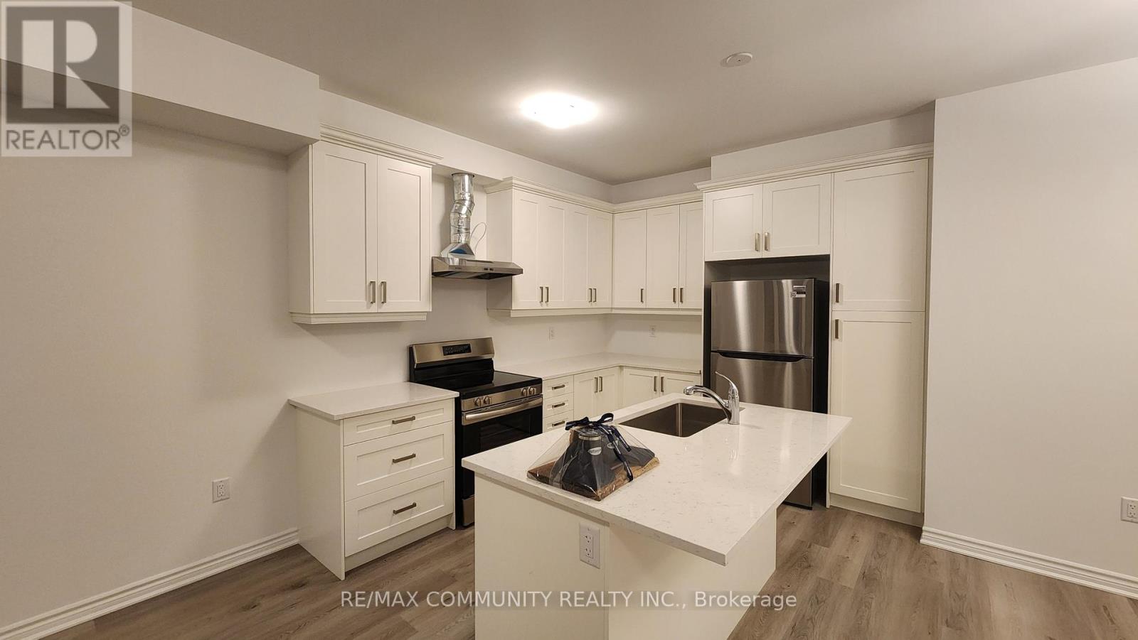 1766 Mineral Spgs Way, Pickering, Ontario  L1X 0T6 - Photo 9 - E13231310