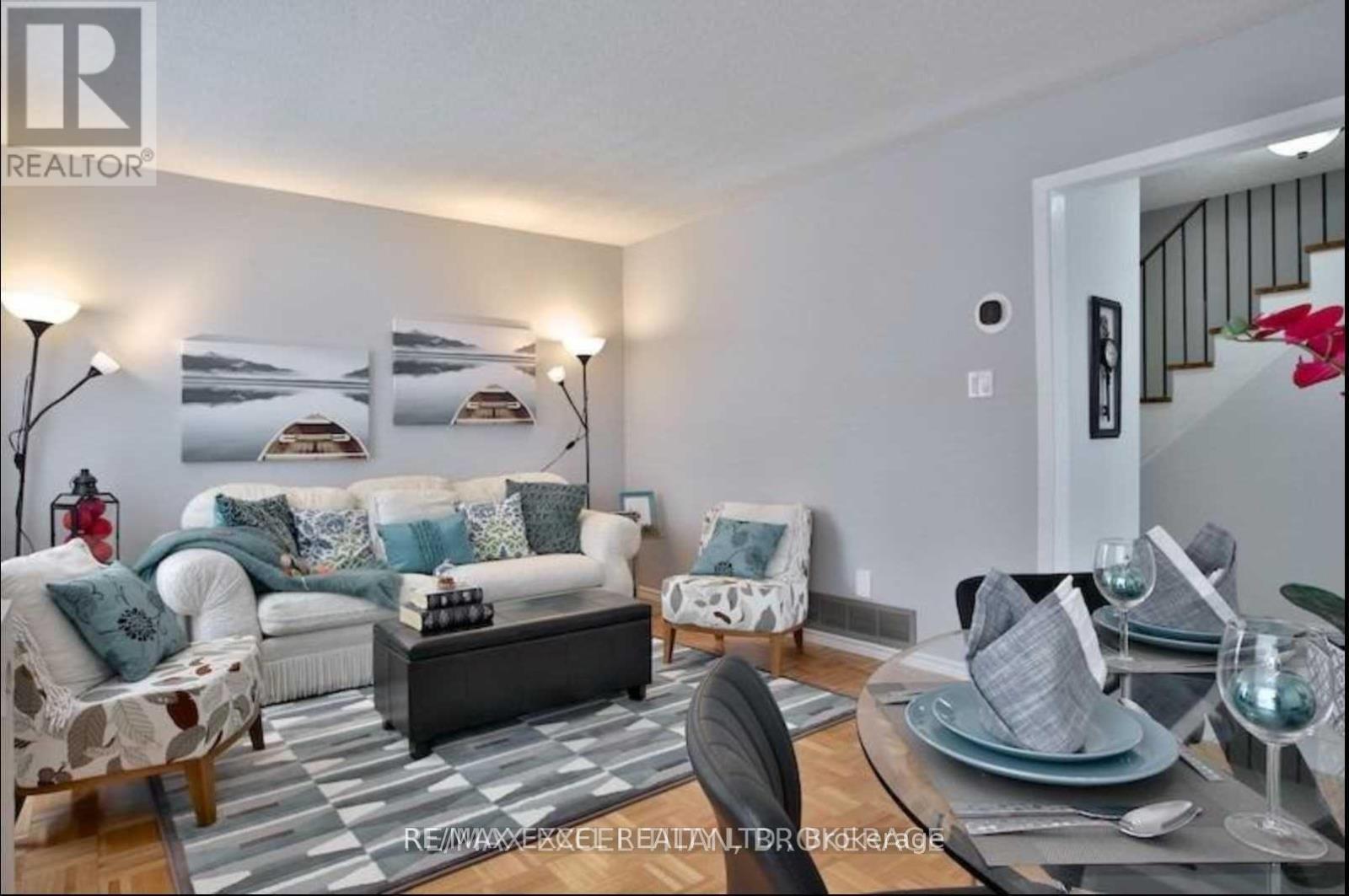 51 Hornchurch Crescent, Markham, Ontario  L3R 7C6 - Photo 2 - N13231288