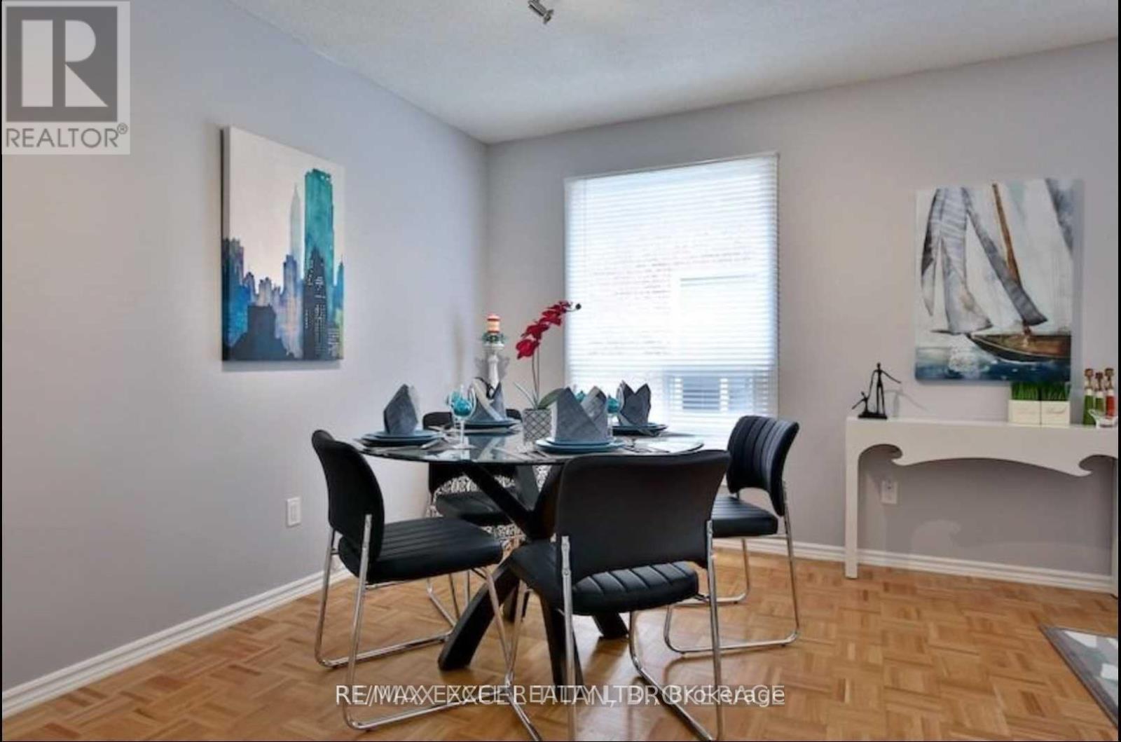 51 Hornchurch Crescent, Markham, Ontario  L3R 7C6 - Photo 7 - N13231288