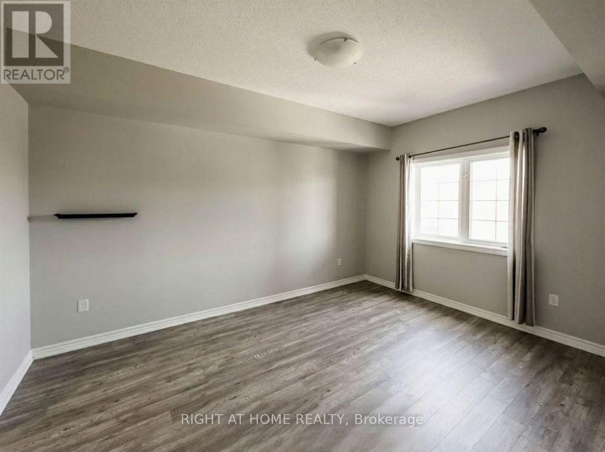 305 - 44 Ferndale Drive S, Barrie, Ontario  L4N 2V1 - Photo 6 - S13231226