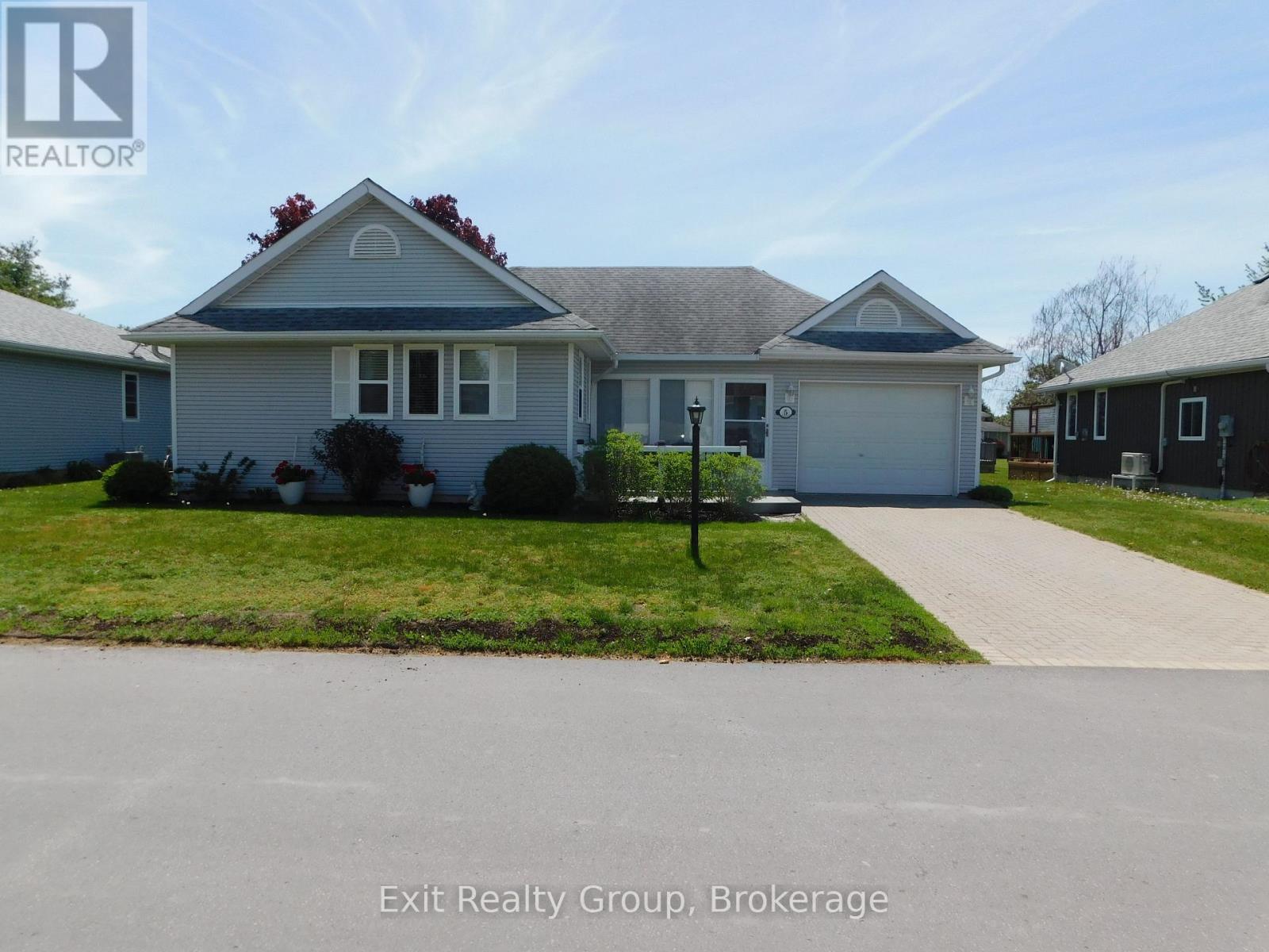 5 EMPIRE BOULEVARD, Prince Edward County, Ontario