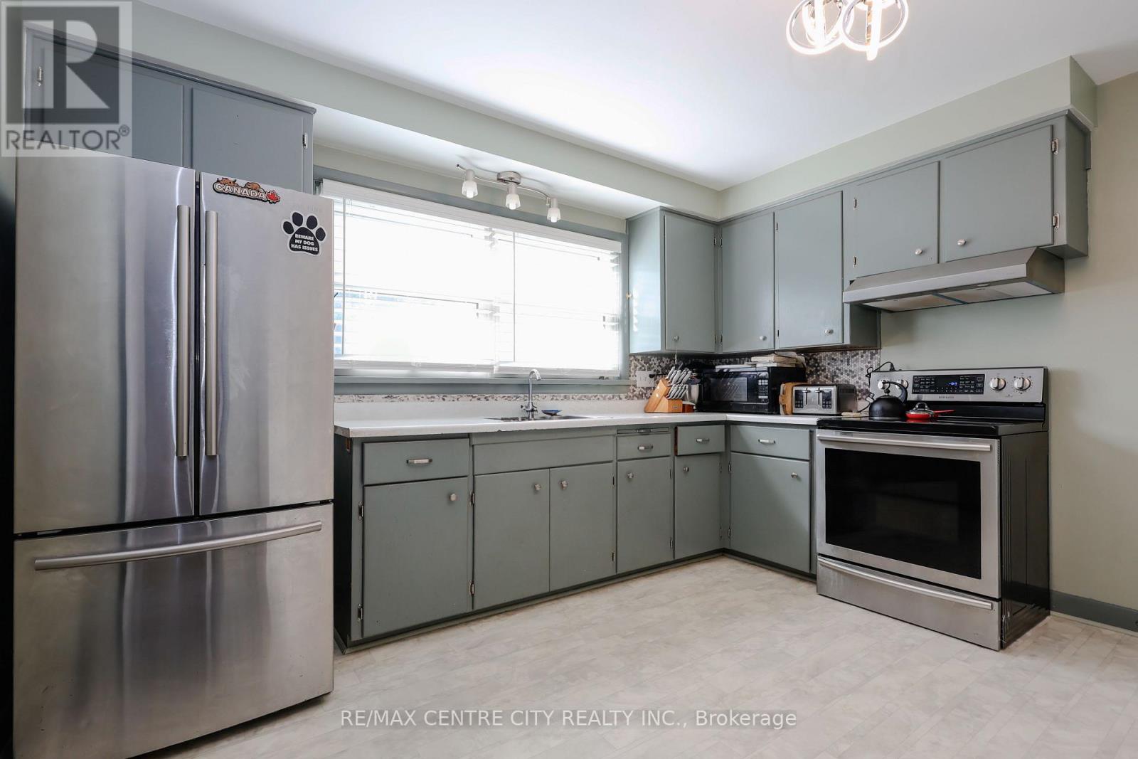 1948 Royal Crescent, London East, Ontario  N5V 1N7 - Photo 10 - X13226218