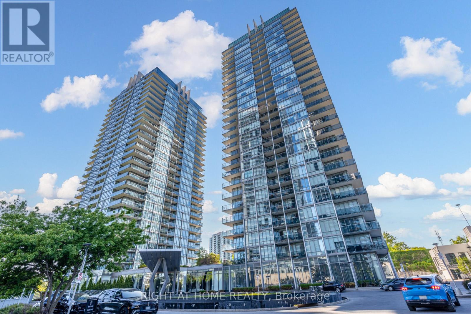 2316 - 90 PARK LAWN ROAD, Toronto, Ontario